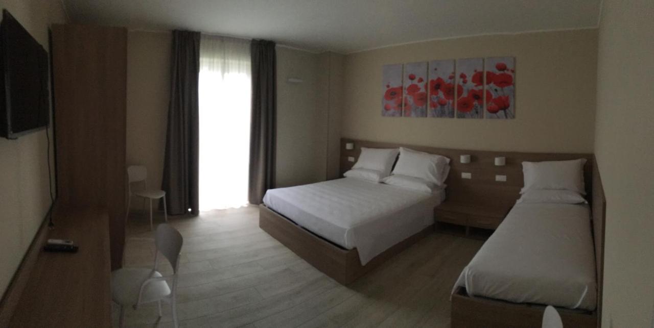 Terrazza Rooms Castrezatto Εξωτερικό φωτογραφία